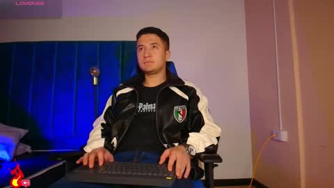 ethanconnor_ online show from October 2025 11:24:01 AM