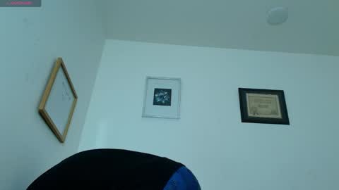 Snapshot of ethanconnor_ chatting on May 2026 12:01:01 PM ethanconnor_ online show from May 2026 12:01:01 PM