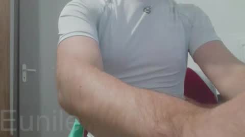 Snapshot of eunile chatting on November 2025 08:25:02 PM eunile online show from November 2025 08:25:02 PM