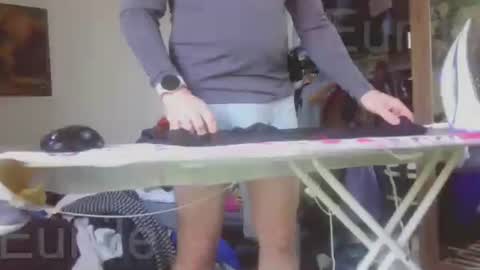 Snapshot of eunile chatting on February 2026 03:55:01 PM eunile online show from February 2026 03:55:01 PM