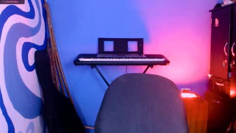 Iris Smile  independent model online show from April 2026 05:31:02 PM