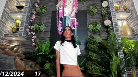 Snapshot of eva_coluccy chatting on December 2024 12:10:02 AM EVA COLUCCY online show from December 2024 12:10:02 AM