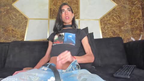 Snapshot of eva_coluccy chatting on December 2024 12:20:01 AM EVA COLUCCY online show from December 2024 12:20:01 AM