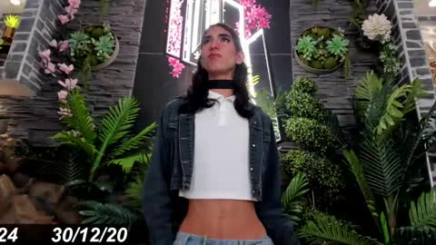 Snapshot of eva_coluccy chatting on December 2024 01:47:01 PM EVA COLUCCY online show from December 2024 01:47:01 PM