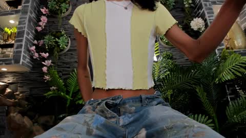 Snapshot of eva_coluccy chatting on January 2025 11:58:02 PM EVA COLUCCY online show from January 2025 11:58:02 PM