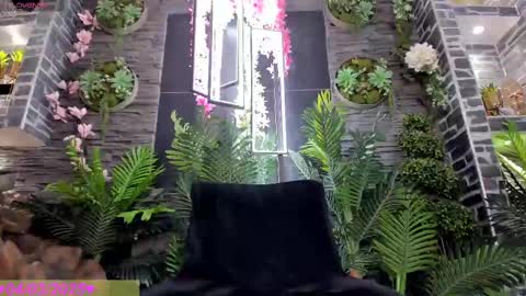 Snapshot of eva_coluccy chatting on March 2025 03:48:02 PM EVA COLUCCY online show from March 2025 03:48:02 PM