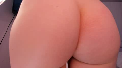 Eva Davis online show from January 2025 08:11:01 AM