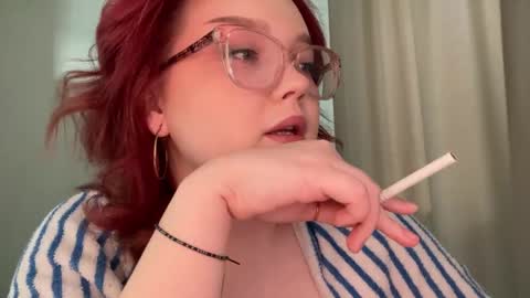 Snapshot of eva_kittenn chatting on May 2026 01:40:01 PM eva_kittenn online show from May 2026 01:40:01 PM