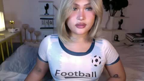 Queen Eva Mazikeen online show from October 2025 09:25:02 PM