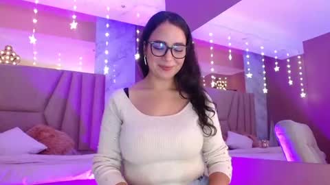 Snapshot of eva_mejia chatting on July 2026 02:27:01 PM Eva online show from July 2026 02:27:01 PM