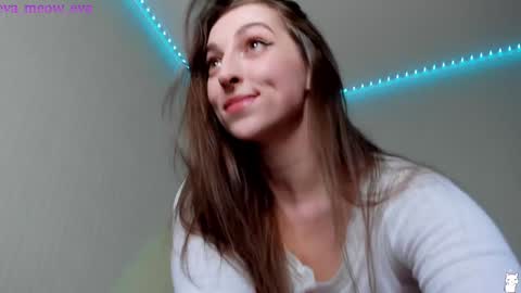 Snapshot of eva_meow_eva chatting on January 2025 12:17:01 AM eva_meow_eva online show from January 2025 12:17:01 AM