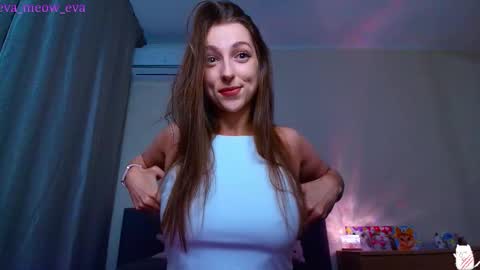 Snapshot of eva_meow_eva chatting on September 2025 09:05:02 PM eva_meow_eva online show from September 2025 09:05:02 PM