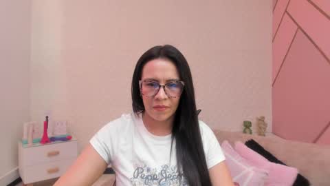 Snapshot of eva_mermaid chatting on April 2026 02:30:01 PM Eva online show from April 2026 02:30:01 PM