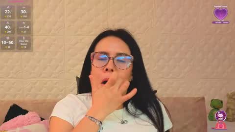 Snapshot of eva_mermaid chatting on April 2026 02:47:01 PM Eva online show from April 2026 02:47:01 PM
