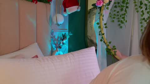 Eva online show from December 2024 11:17:01 AM