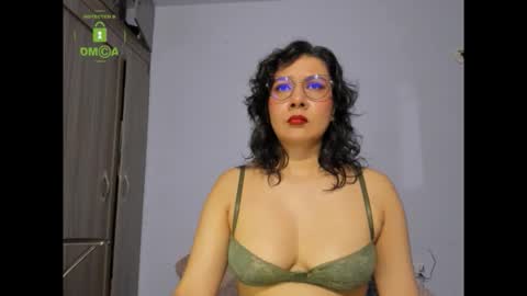 Snapshot of eva_rain01 chatting on June 2026 09:35:02 PM Eva online show from June 2026 09:35:02 PM