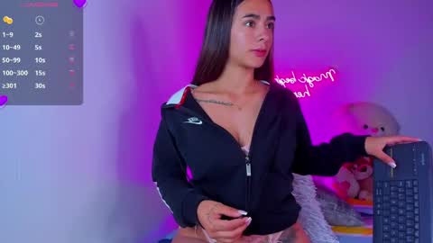 Eva Shinee online show from January 2025 10:07:02 AM