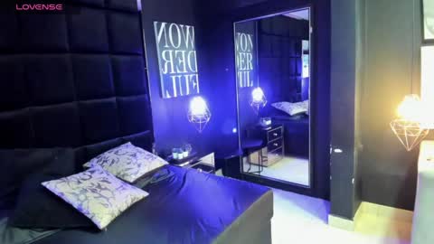 Snapshot of eva_viulet chatting on May 2026 04:06:01 AM MISS EVY online show from May 2026 04:06:01 AM