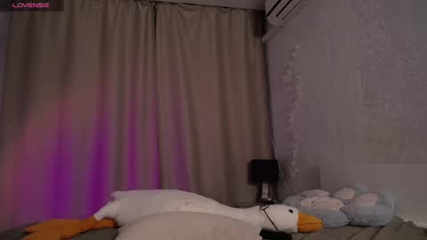 Snapshot of evaa_moonn_ chatting on September 2025 11:20:02 AM Eva online show from September 2025 11:20:02 AM