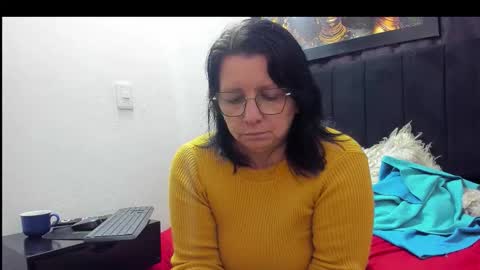 Eva online show from November 2025 12:09:02 PM