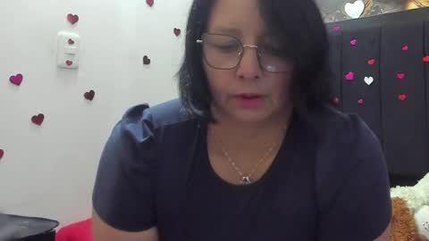 Snapshot of evaaross chatting on May 2026 08:47:02 PM Eva online show from May 2026 08:47:02 PM