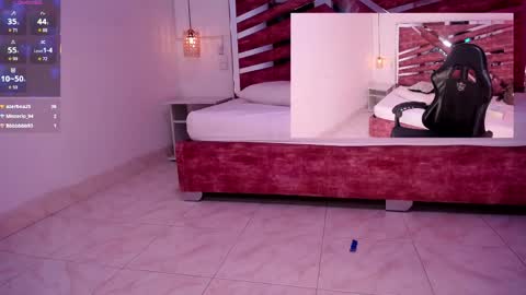 Snapshot of evabloom_ chatting on May 2026 11:23:04 PM EvaBloom online show from May 2026 11:23:04 PM