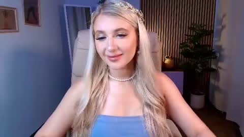 Snapshot of evacadooo chatting on June 2026 02:58:02 AM Eva online show from June 2026 02:58:02 AM