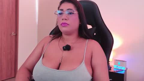 Snapshot of evacarters chatting on July 2026 07:28:02 PM Jenny Carters online show from July 2026 07:28:02 PM