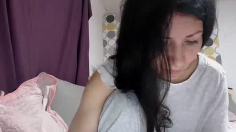 Snapshot of evacrisxxx chatting on September 2025 04:13:02 AM hornycrissyyourlove online show from September 2025 04:13:02 AM