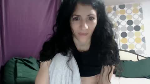 hornycrissyyourlove online show from November 2025 02:46:02 AM