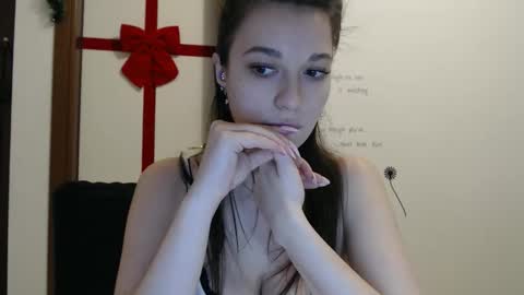 Snapshot of evaeldis chatting on December 2025 03:07:01 PM Eva online show from December 2025 03:07:01 PM