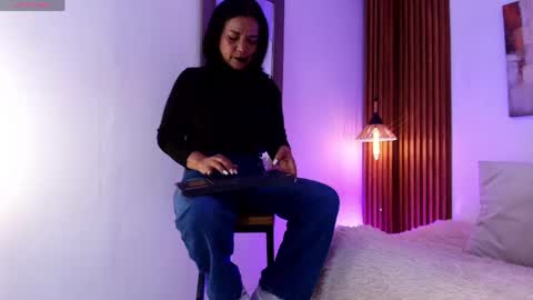 Snapshot of evagoddess_ chatting on June 2026 07:39:01 PM EVA GODDESS online show from June 2026 07:39:01 PM