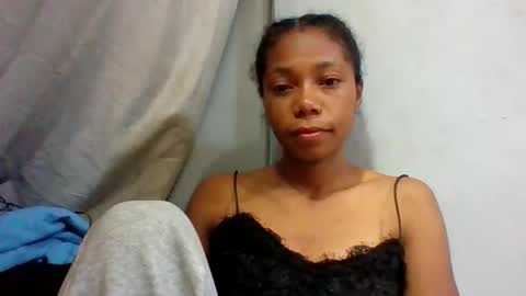Snapshot of evahaldy chatting on May 2026 06:03:01 PM evahaldy online show from May 2026 06:03:01 PM