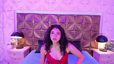 Snapshot of evajhuls chatting on July 2026 12:10:01 PM online show from July 2026 12:10:01 PM