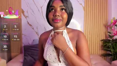 EvaJohnss online show from September 2025 01:05:02 PM