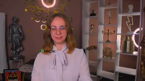 Snapshot of evalora_vei chatting on June 2026 05:52:02 AM evalora online show from June 2026 05:52:02 AM