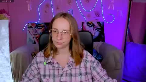 Snapshot of evalora_vei chatting on July 2026 05:45:02 AM evalora online show from July 2026 05:45:02 AM