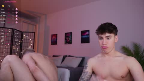 Snapshot of evan_white_ chatting on January 2025 06:00:01 PM evan_white_ online show from January 2025 06:00:01 PM