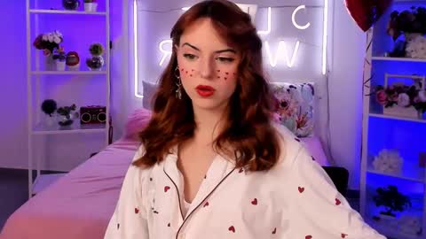 Eva  online show from February 2025 03:14:01 PM