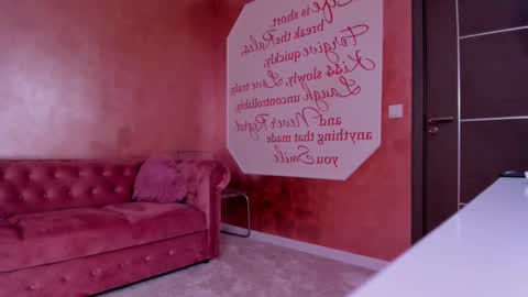 Eva online show from March 2025 10:47:01 PM