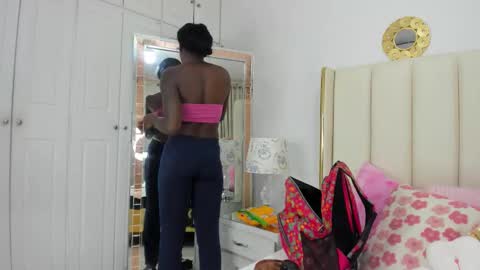 evangelin_ts online show from January 2026 01:24:01 PM