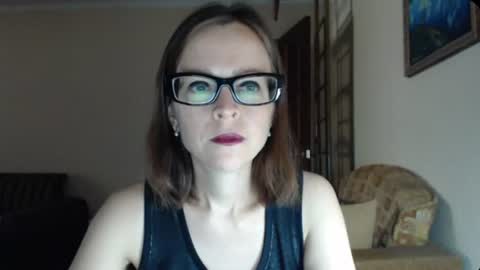 Snapshot of evangeline06 chatting on July 2026 09:03:02 AM YourMistress online show from July 2026 09:03:02 AM