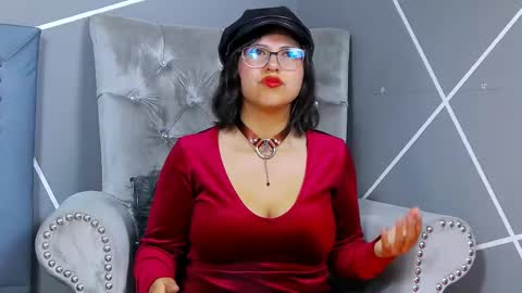 Snapshot of evangeline_17 chatting on March 2025 03:32:01 AM Miss Evangeline    online show from March 2025 03:32:01 AM