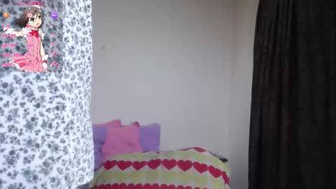 evangeline_lover online show from October 2025 12:13:02 PM