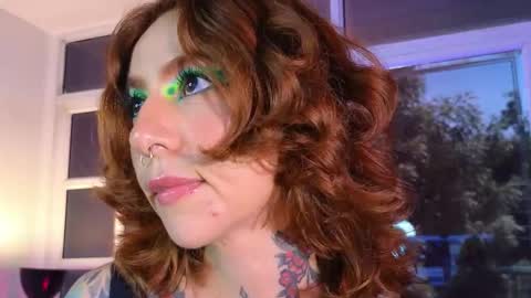 Evangelyne online show from September 2025 03:50:01 PM