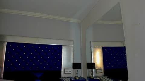 evanllelyne online show from October 2025 03:13:01 PM