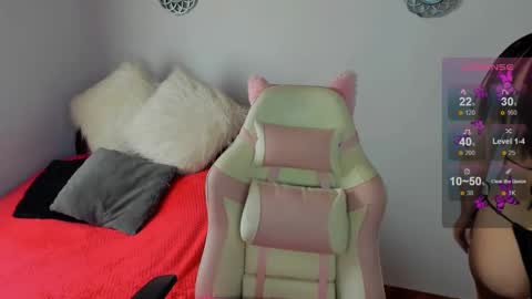 Snapshot of evans_hailey_15 chatting on January 2025 04:33:01 PM hailey online show from January 2025 04:33:01 PM