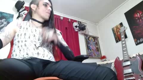 evans_xy online show from June 2026 11:28:01 PM