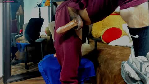   online show from December 2024 05:36:02 PM