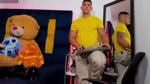   online show from October 2025 03:20:02 AM